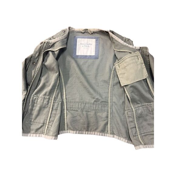 Abercrombie & Fitch military style olive green snap button size small jacket - Picture 5 of 6